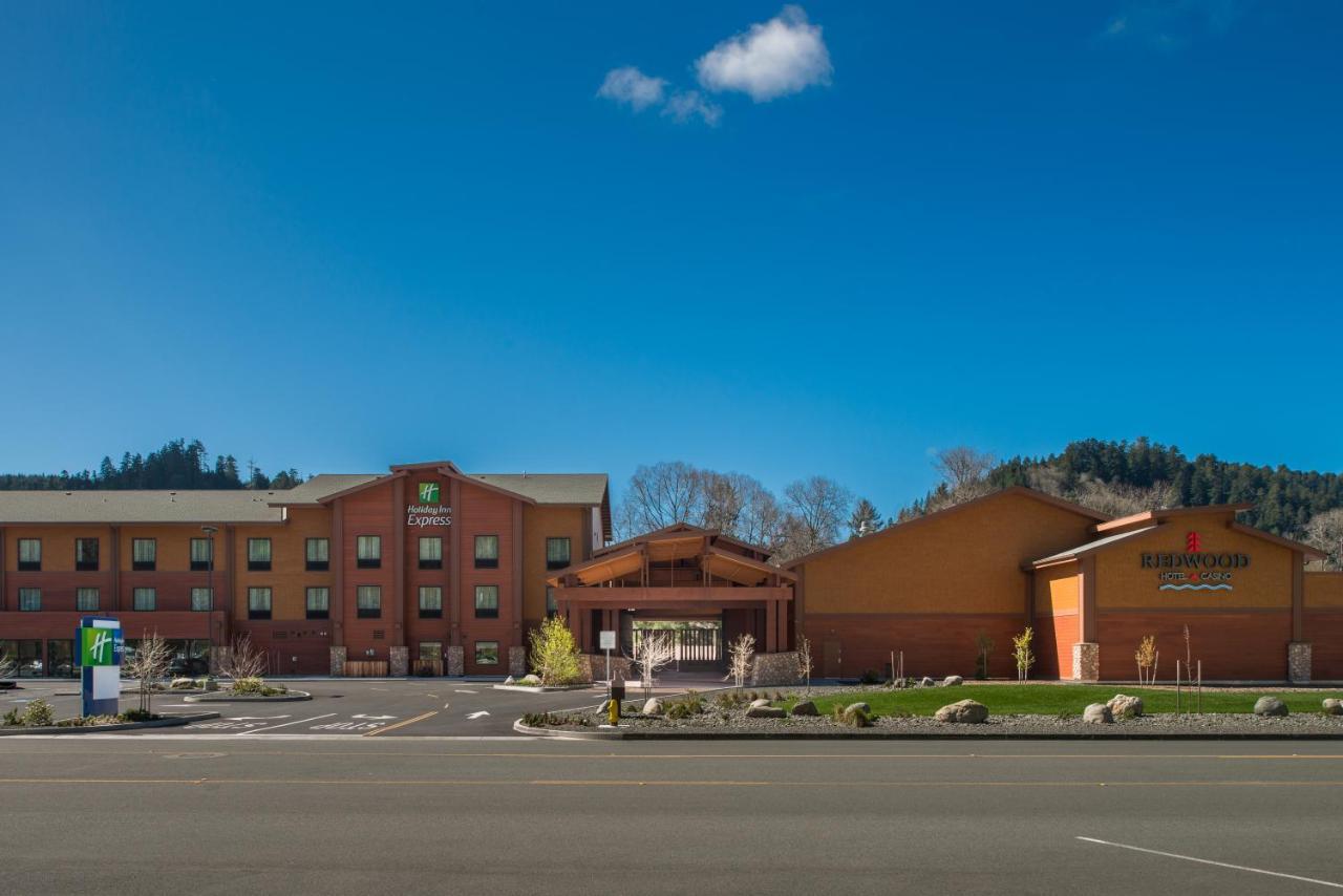 Holiday Inn Express Redwood National Park By Ihg Klamath Luaran gambar