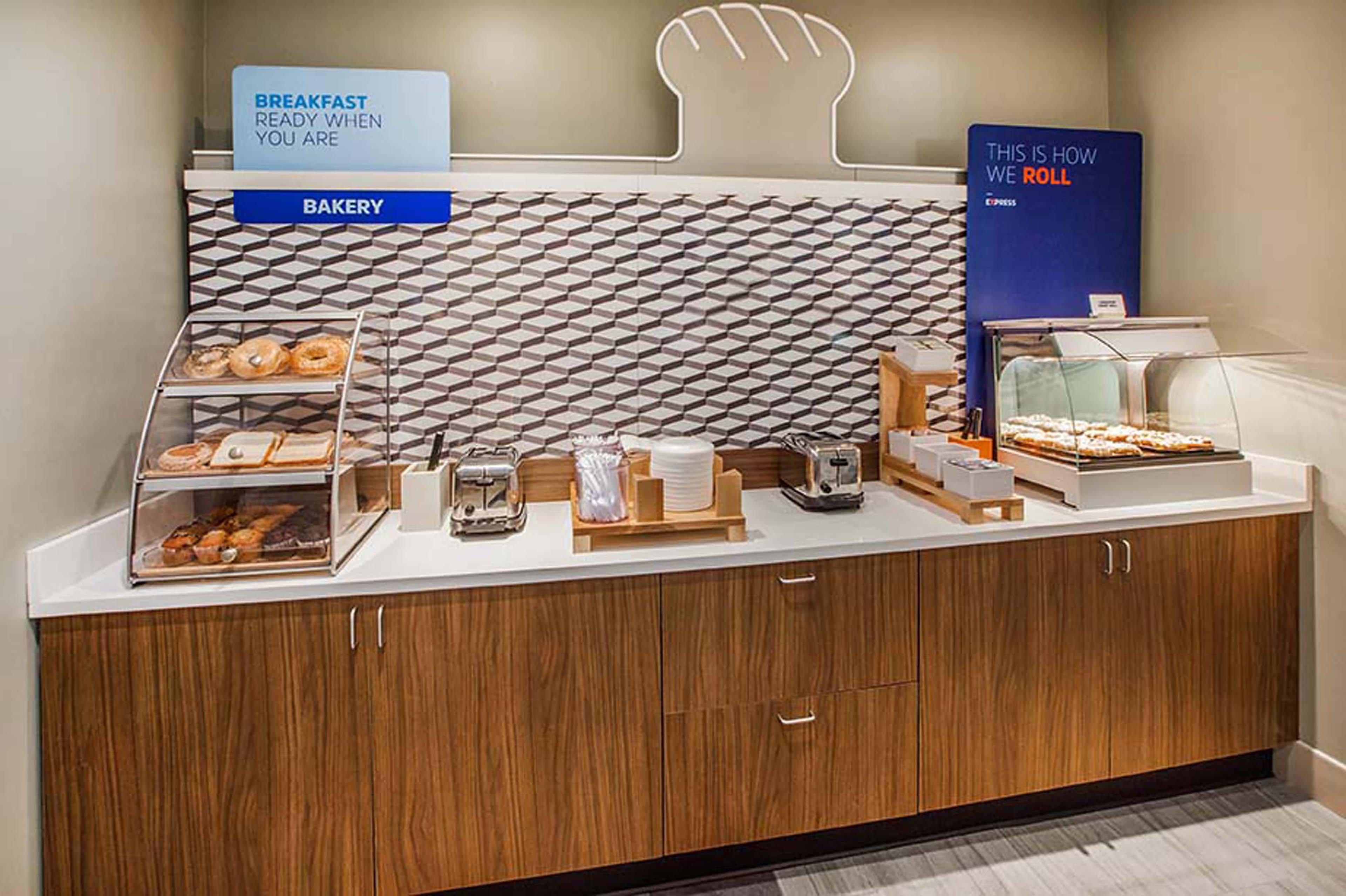 Holiday Inn Express Redwood National Park By Ihg Klamath Luaran gambar
