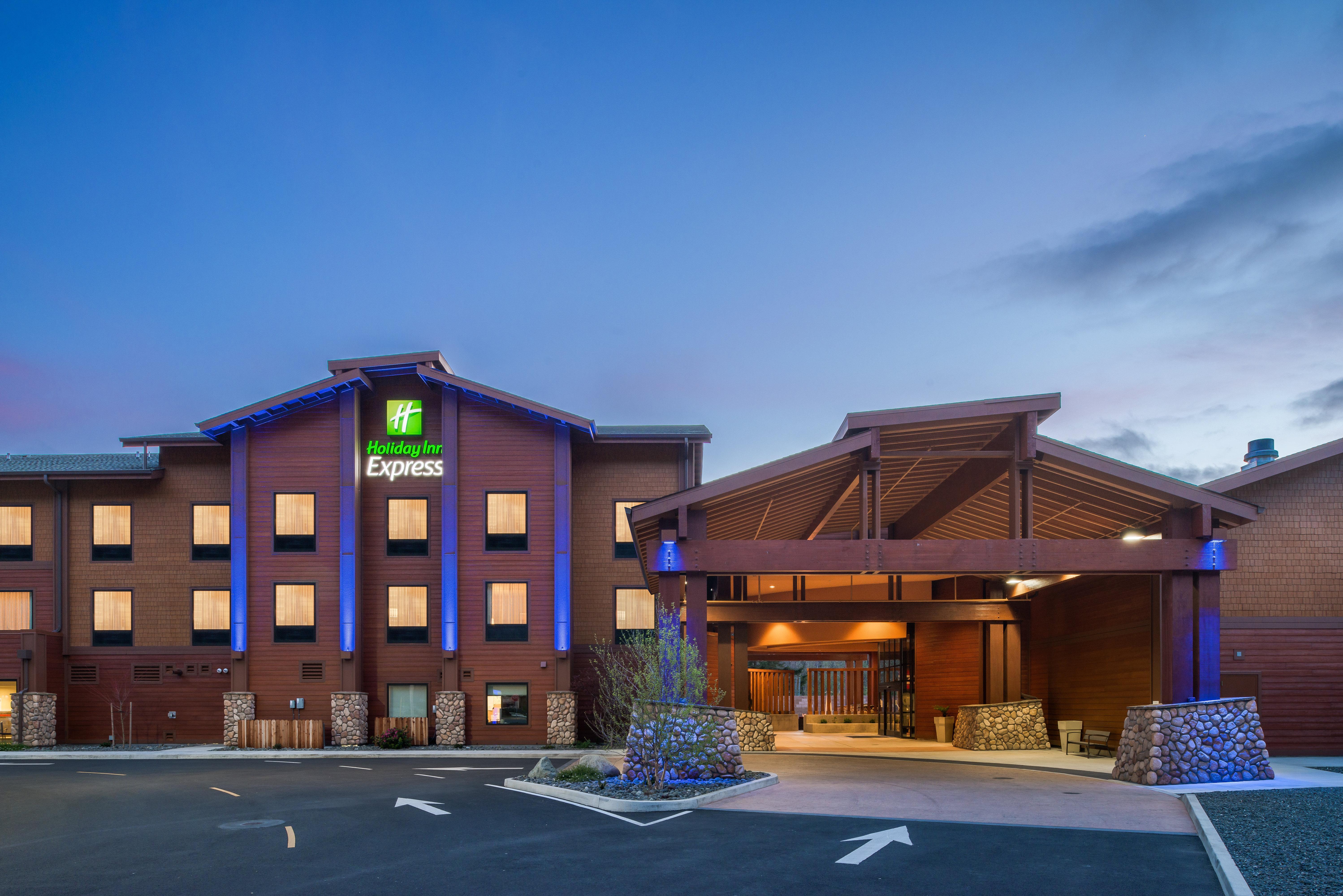 Holiday Inn Express Redwood National Park By Ihg Klamath Luaran gambar
